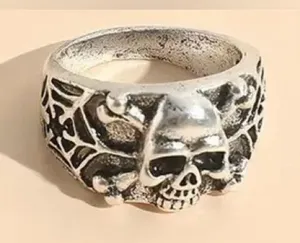 Women’s Stainless Steel Silver Skull Ring Size 7 thumbnail 1