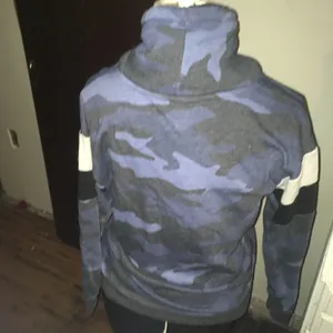 Victoria’s Secret XS blue camo Sherpa lined cowl sweatshirt thumbnail 2