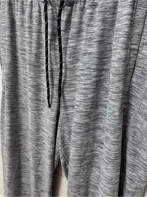 Old navy active joggers thumbnail 2