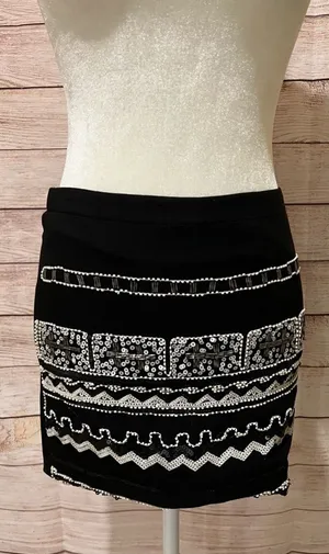 NWT Ya Los Angeles Beaded Black Mini Skirt NWT Size small thumbnail 1