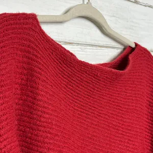 Free People Oversized Red Knit Sweater Slouchy Dolman Sleeves Size Medium thumbnail 6