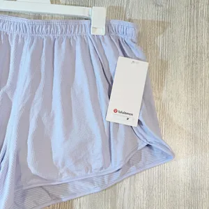 Lululemon Swiftly Mid‎ Rise Shorts Serene Blue Pastel Athletic Lined Size 14 NWT thumbnail 4