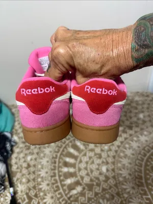 Reebok Women's Hot Pink Suede Sneakers with White Laces thumbnail 8