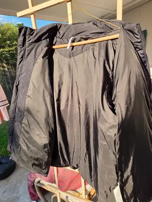 Fabletics Black Puffer Jacket thumbnail 15
