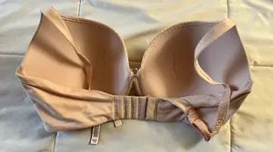 Victoria Secret Bra thumbnail 2
