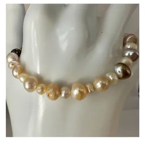 Pearl beaded stretchy bracelet thumbnail 3