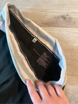 Victoria's Secret Y2K Vintage Fold Over Flare Leggings thumbnail 4