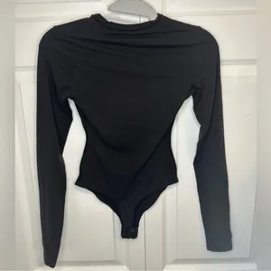 SKIMS Fits Everybody (G12) NWT Long Sleeve Crew Neck Bodysuit Onyx M thumbnail 4