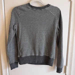 Womens Abercrombie & Fitch A&F Gray/White Stripe Crewneck Sweatshirt Size XS thumbnail 2