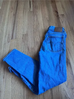 Women’s Levi’s Wedgie Straight Jeans size 25 thumbnail 2