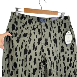 NWT Scoop Seamed Denim Barrel Jeans Wide Leg High Rise Leopard Print Olive SZ 6 thumbnail 3