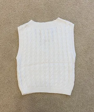 Abercrombie Sweater Vest thumbnail 2