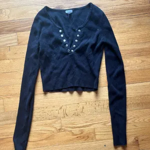 Garage black long sleeve top thumbnail 1