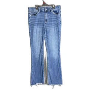 American Eagle Womens Size 12 High-Rise Skinny Kick Jeans Raw Hem Stretch Denim thumbnail 2