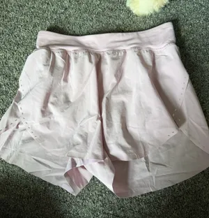 Lululemon Shorts thumbnail 1