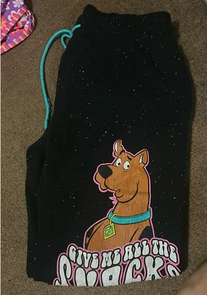 Scooby doo sweatpants  thumbnail 2