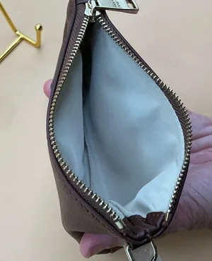 A Very Beautiful New Mina Baie Los Angeles Brown Pebbled Leather Small Zip Pouch thumbnail 4