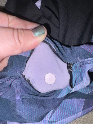Lululemon Drop It Low Shorts, Size 6 thumbnail 4