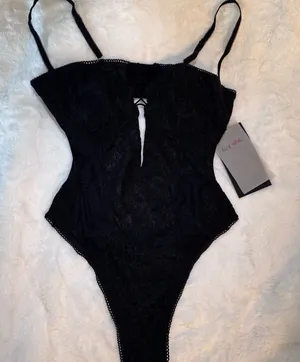 Elle Reve Passion‎ Bodysuit Black NWT Size XL thumbnail 1