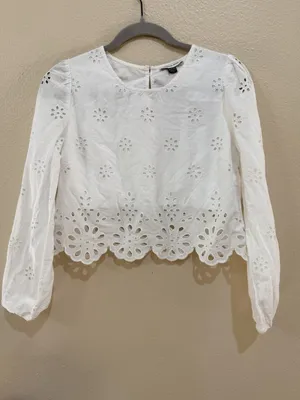 American Eagle Eyelet Blouse XS White 100% Cotton Embroidered Long Sleeve NWT thumbnail 2