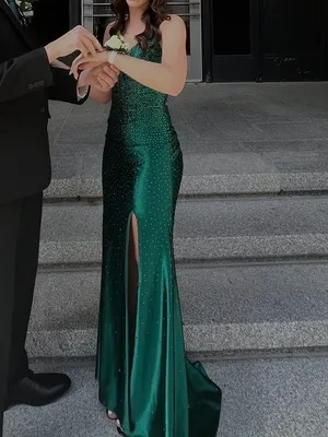 Stunning Pixie Emerald green formal prom gown Size 0 thumbnail 5