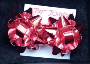 Betsey Johnson‎ Giant Red Gift Bow Earrings thumbnail 1