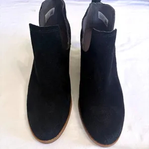 TOMS Kallie Black Suede Side‎ Cutout Wedge Ankle Booties Womens 9.5 thumbnail 7