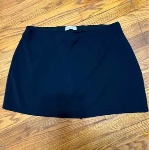 Abercrombie Scarlett Mini Skort thumbnail 2