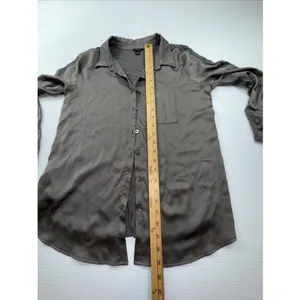 Ann Taylor Women's Gray Satin Essential Shirt Button Down‎ M thumbnail 4