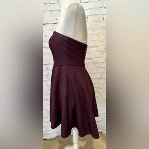 Garage maroon fit and flare strapless dress size small thumbnail 4