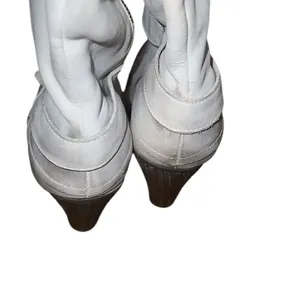 Mia Limited Edition Dirty White Knee Boots Size 9 M thumbnail 7