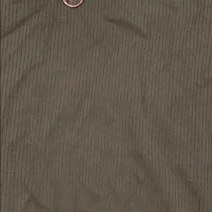 Garage crop top thumbnail 3