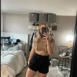 FOREVER 21 button up shorts S thumbnail 8