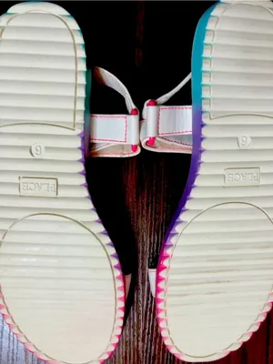 The Children's Place White Sandals with Pink Accent Trim thumbnail 4