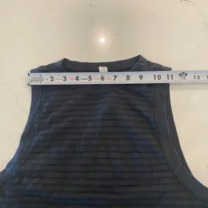 Lululemon‎ Black Tank Top Workout Shirt Size 6 thumbnail 5