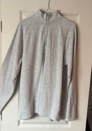 Grey Fleece Quarter thumbnail 1