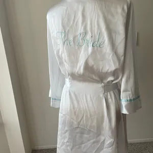 Linea Donatella Intimo Donatella Bridal Wedding Robe Embroidered “The Bride” Size L thumbnail 6