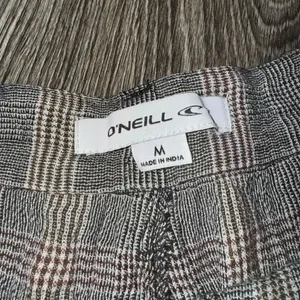 O’Neil lightweight plaid capri’s thumbnail 3