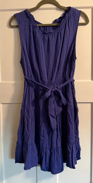 Blue dress thumbnail 1