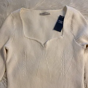 Abercrombie & Fitch Body Suit size L brand new with tag long sleeve & beautiful thumbnail 9