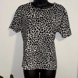 Leopard Print Women's Top by KIKIT Black Size M thumbnail 1