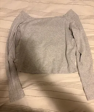 Hollister Off-The-Shoulder Crop Top Grey thumbnail 1