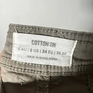 Cotton:On Cargo Pants Women's 2 Khaki Tan Low Rise Flare Y2K Utility thumbnail 3