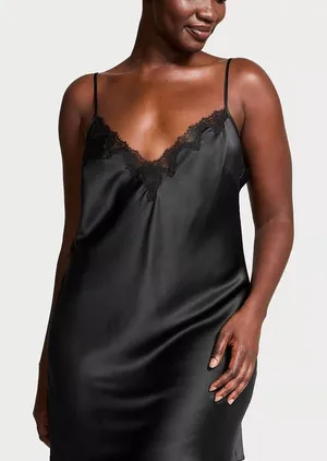 New VICTORIA'S SECRET Satin &‎ Rose Lace Mini Slip thumbnail 1
