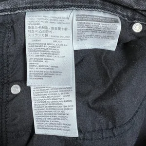 Levis 505 Straight Jeans Womens 33 Charcoal Black Gray High Rise Stretch Crop‎ thumbnail 12