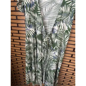 Cupshe Green‎ And White Palm Print Swim Coverup Size Medium thumbnail 4