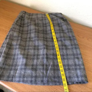 Grey plaid mini preppy schoolgirl office core skirt Measurement in pics Excellent condition thumbnail 3