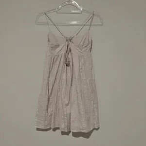 Sunday Best Aritzia Mini Dress Size‎ medium thumbnail 3