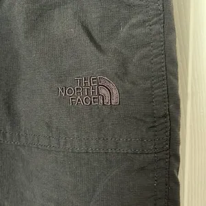 Northface Capri Pants thumbnail 2