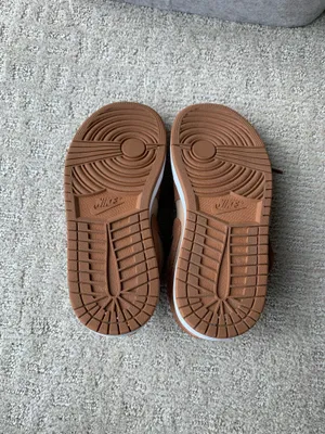 Women’s Air Jordan 1 low SE ‘Legend Coffee’ thumbnail 7